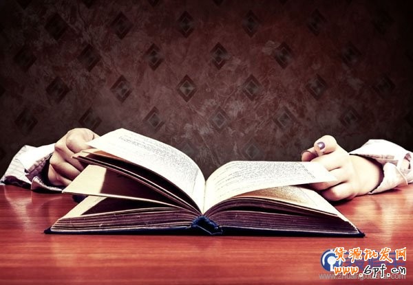 電商海報，設計淘寶女包主題海報