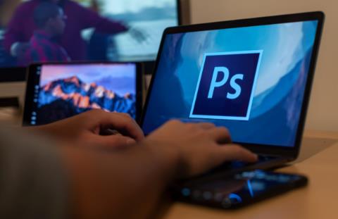 ps怎么把圖片變?yōu)榫艑m格圖？這個方法讓你一看就會！